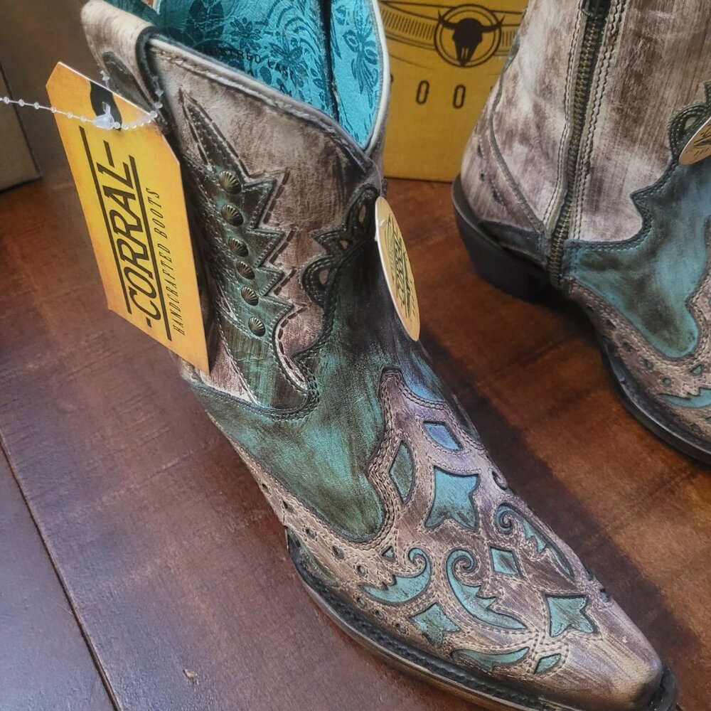 New Corral Sand & Turquoise Women's Embroidered Western Boots - Size 7M - Picture 2 of 7